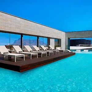 Marriott Crystal Towers Cape Town